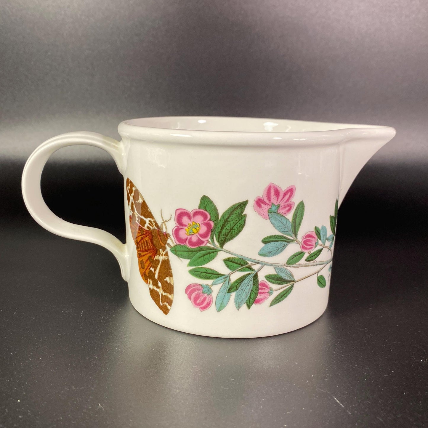 Portmeirion Botanic garden Lepidotum Rhododendron drum Large creamer