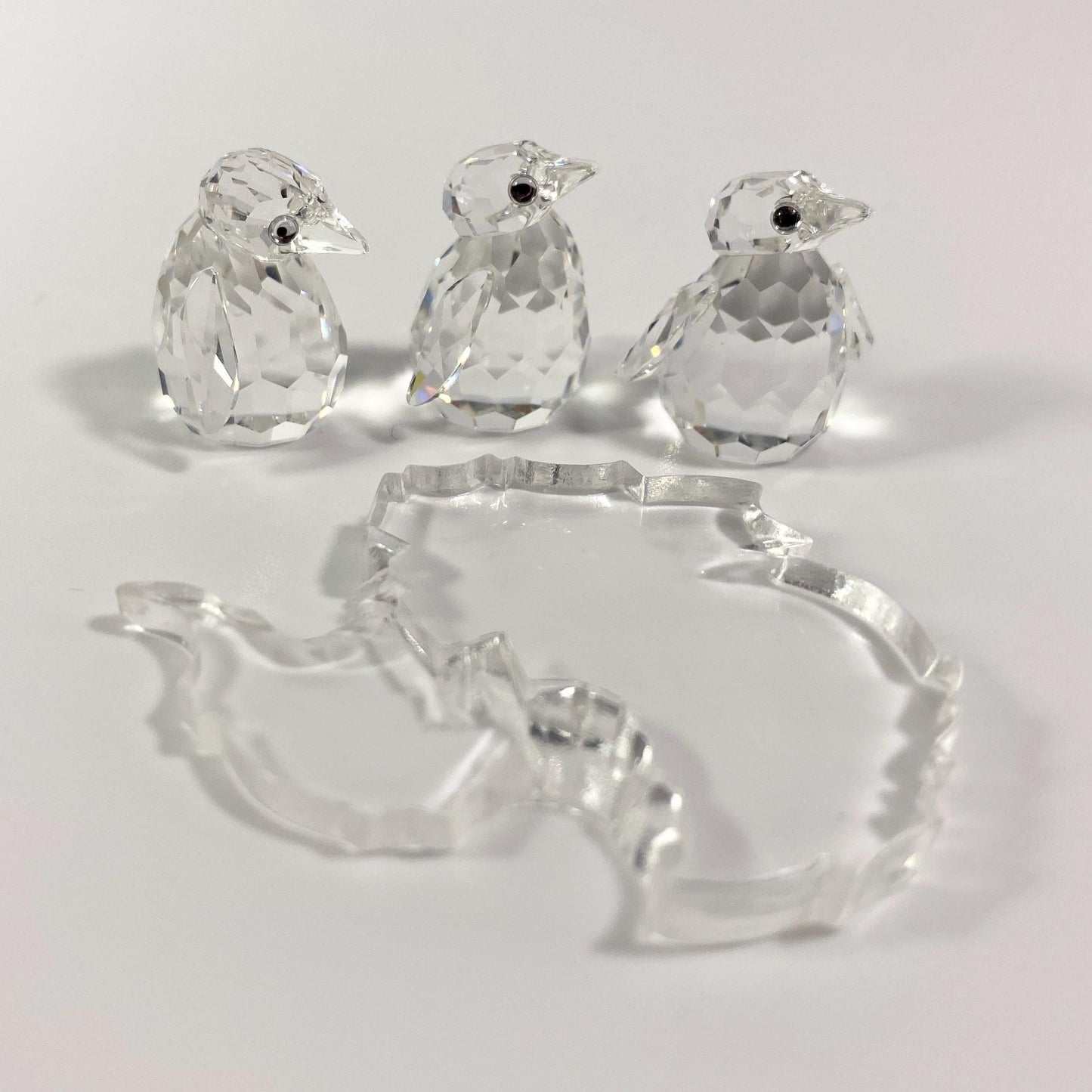 Swarovski Silver Crystals Set of 3 Baby Penguins Retired 209588 w/ Original  Box
