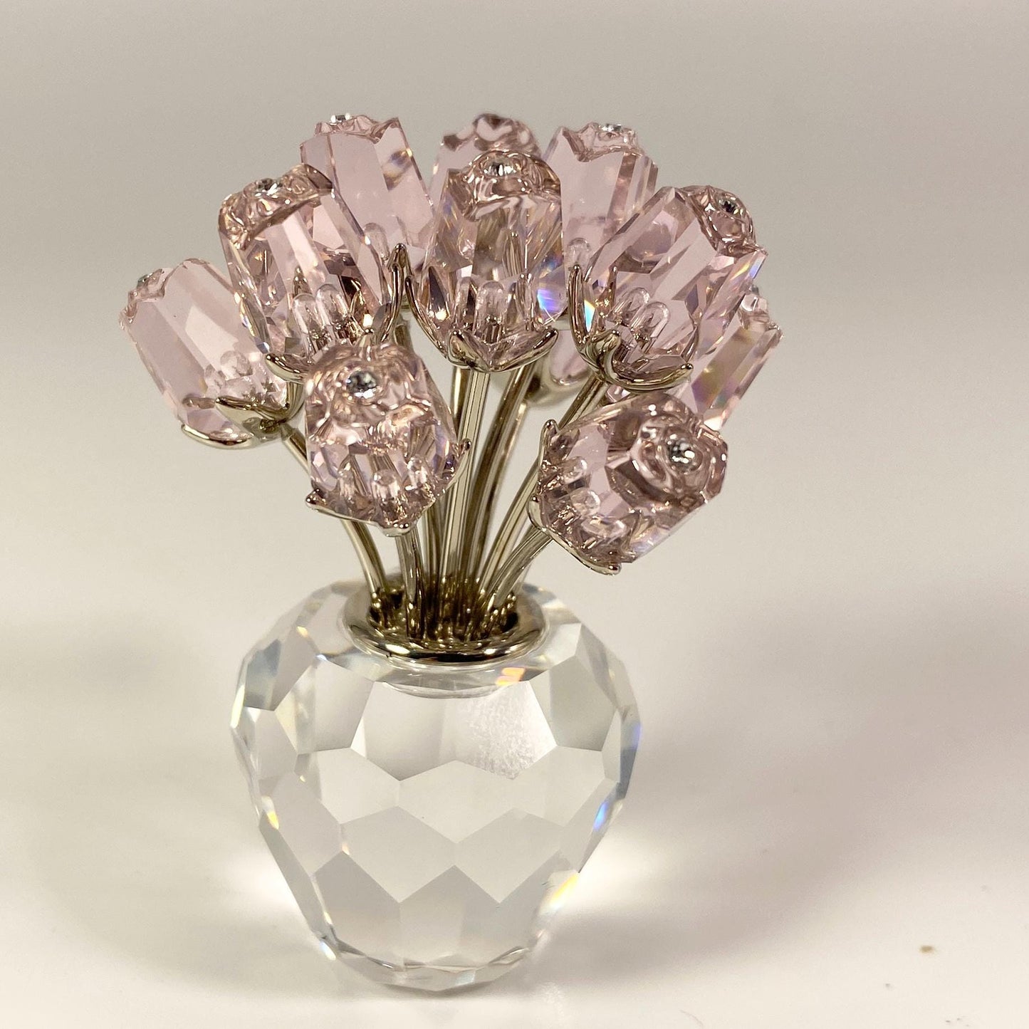 Swarovski 628343 A Dozen Pink Roses Crystal Figurine Bouquet Vase  box & CoA