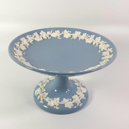 Wedgwood Queensware  Cake Plate, Dessert stand Cream on Lavender