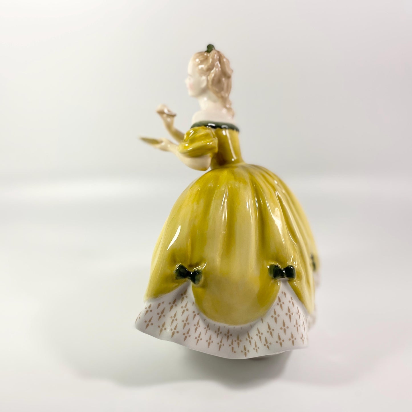 1965 Royal Doulton - The Last Waltz - Bone China Figurine - H. N. 2135 - England