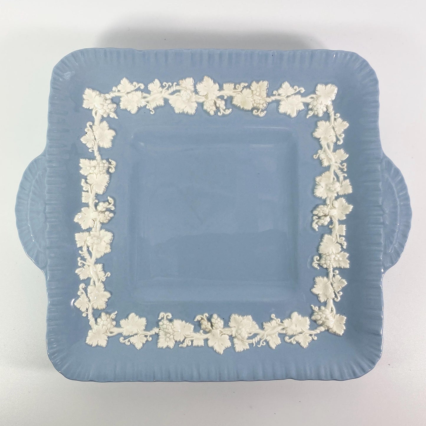 Wedgwood Queensware Square Handled Cake Plate, Cream on Lavender (Shell Edge)