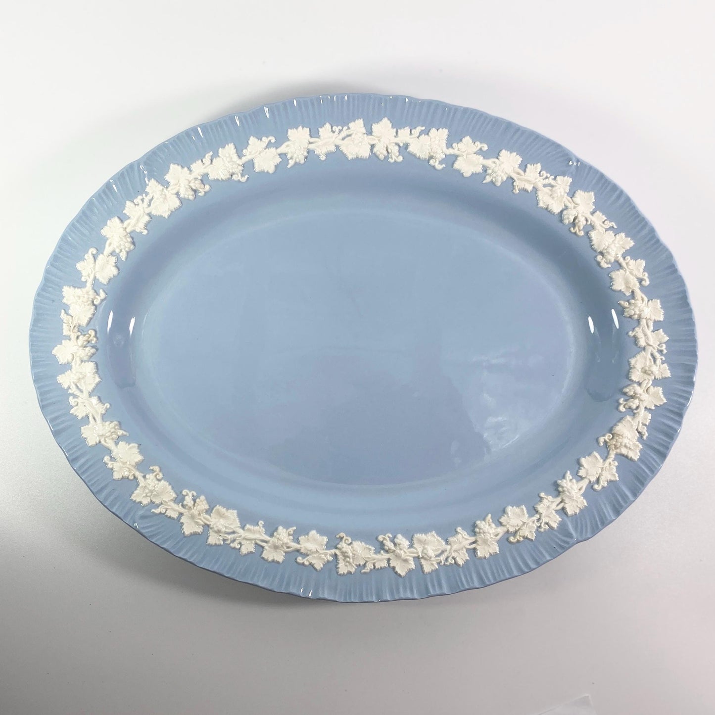 Wedgwood China cream on lavender shell edge Queens Ware large serving platter