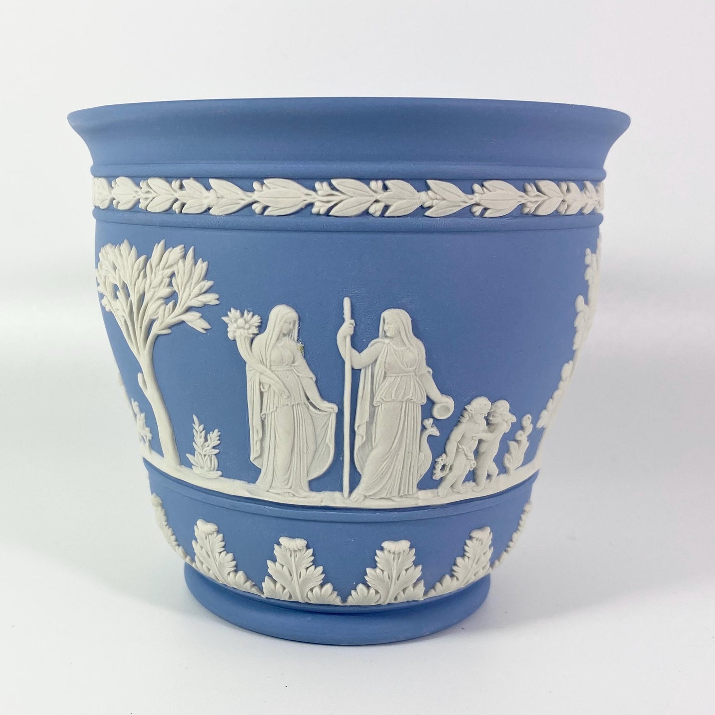 Wedgwood Jasperware Vintage Blue & White Planter Jardiniere/ Cache Pot