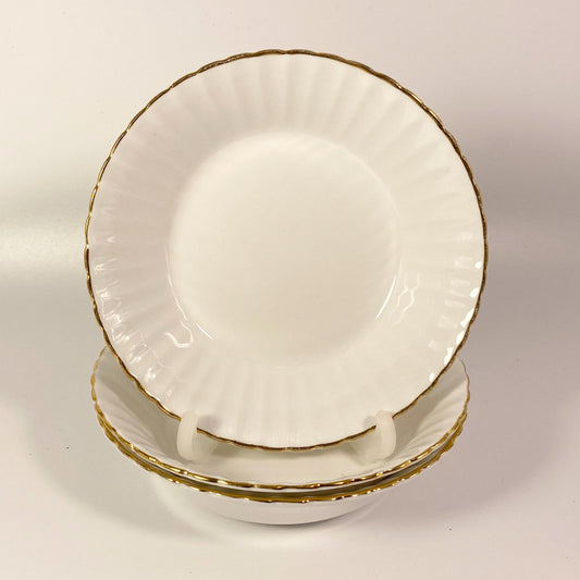 Paragon 498 Gold Chantilly Fruit Dessert Bowl Bone China England
