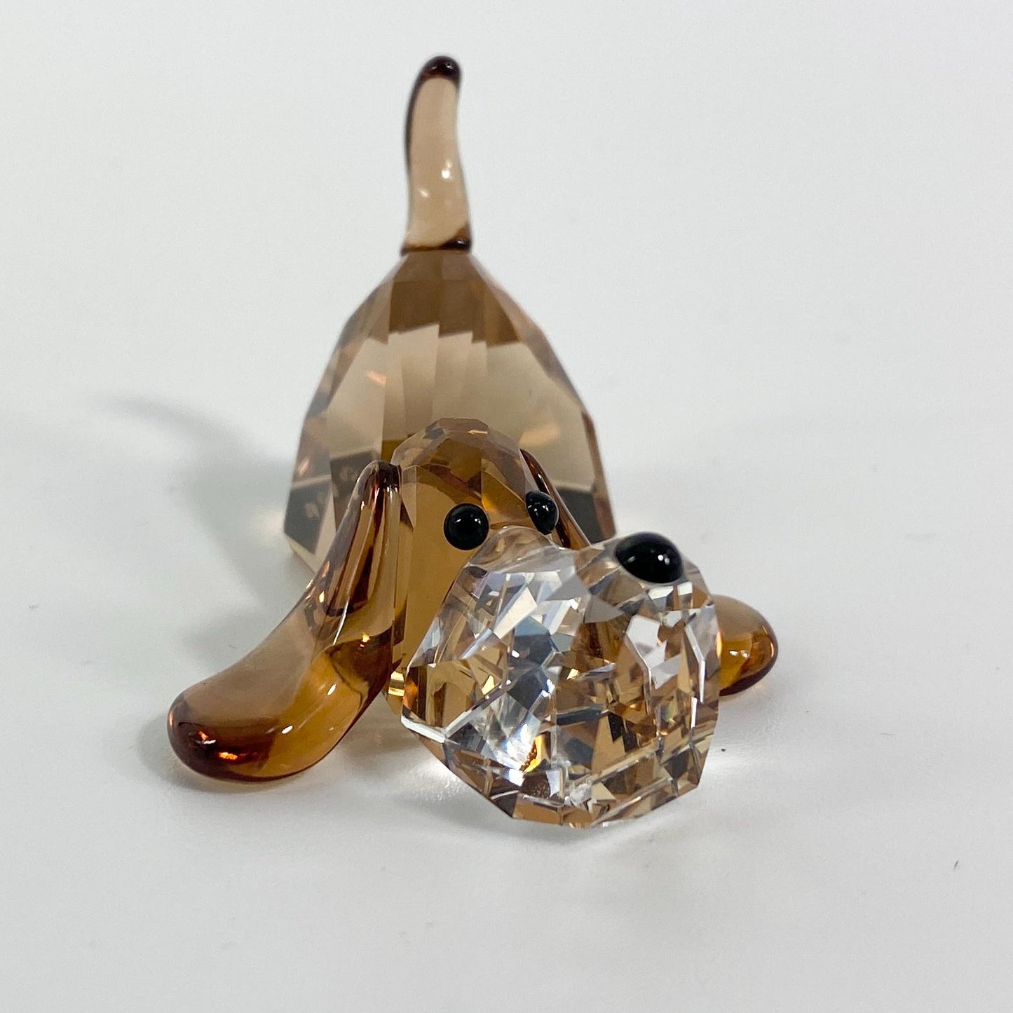 Swarovski Crystal Figurine Lovlots Gang of Dogs Peppino Basset Hound 935720