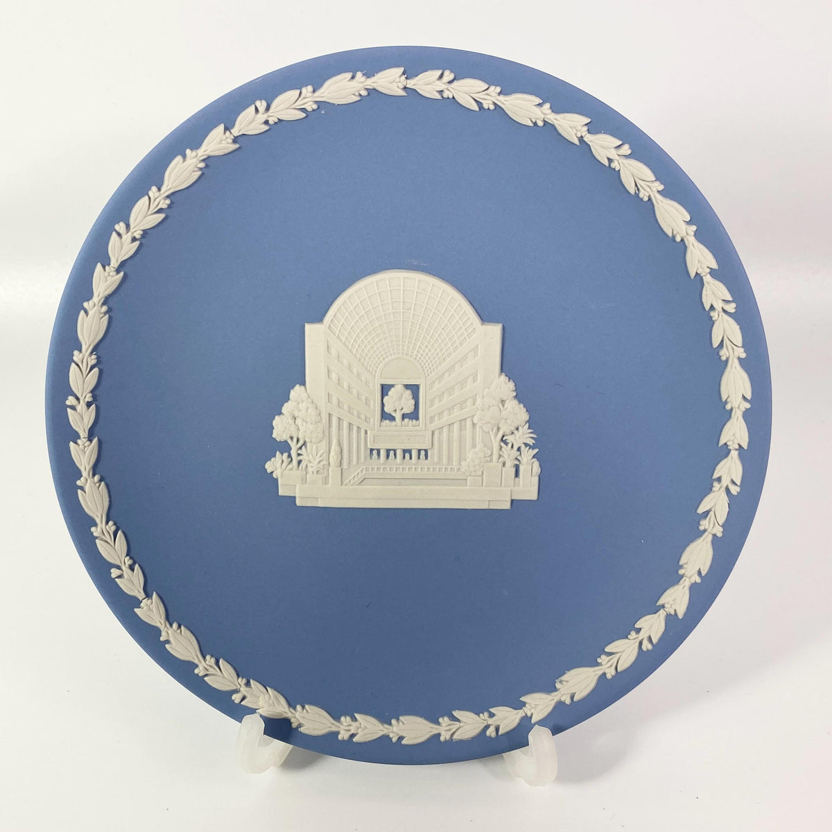 Extremely Rare !! Wedgwood 1977 Eaton center opening signed by Ewlyn James