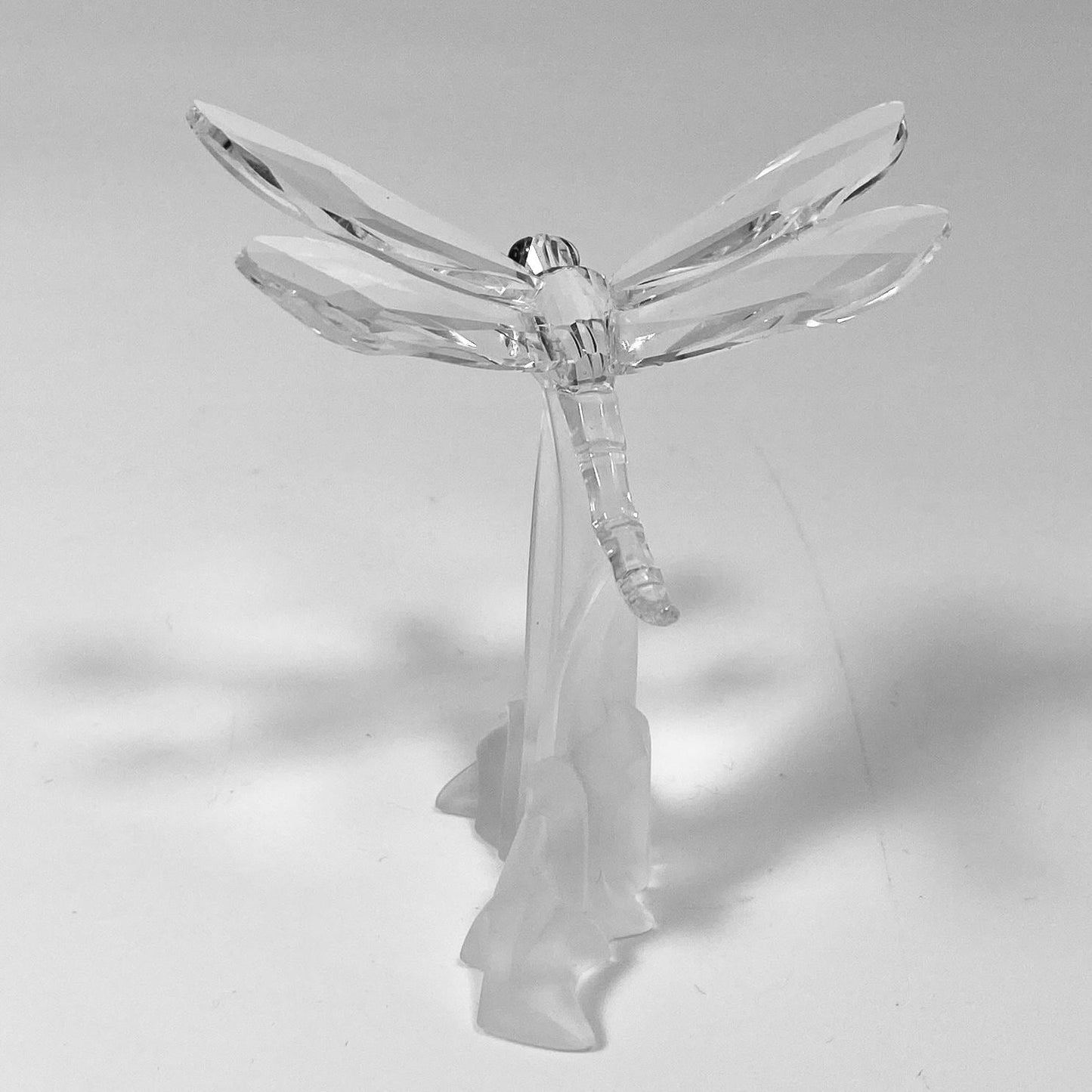 Swarovski Crystal Dragonfly On Frosted Leaf Figurine 190264 / With Box / Retired