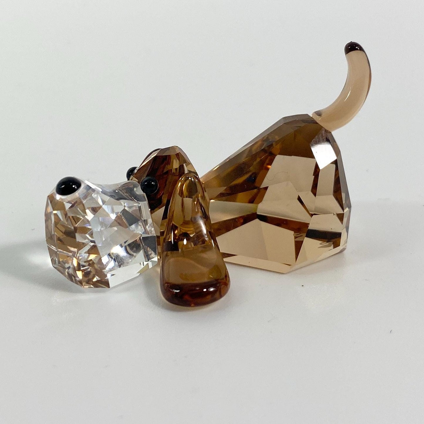 Swarovski Crystal Figurine Lovlots Gang of Dogs Peppino Basset Hound 935720