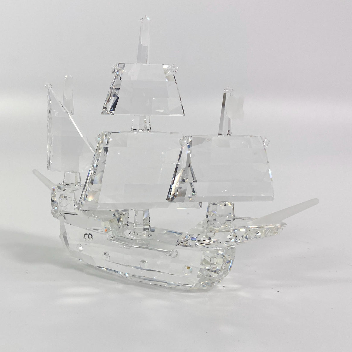 Swarovski Crystal "Santa Maria" Ship Figurine (7473/162882) Original Box