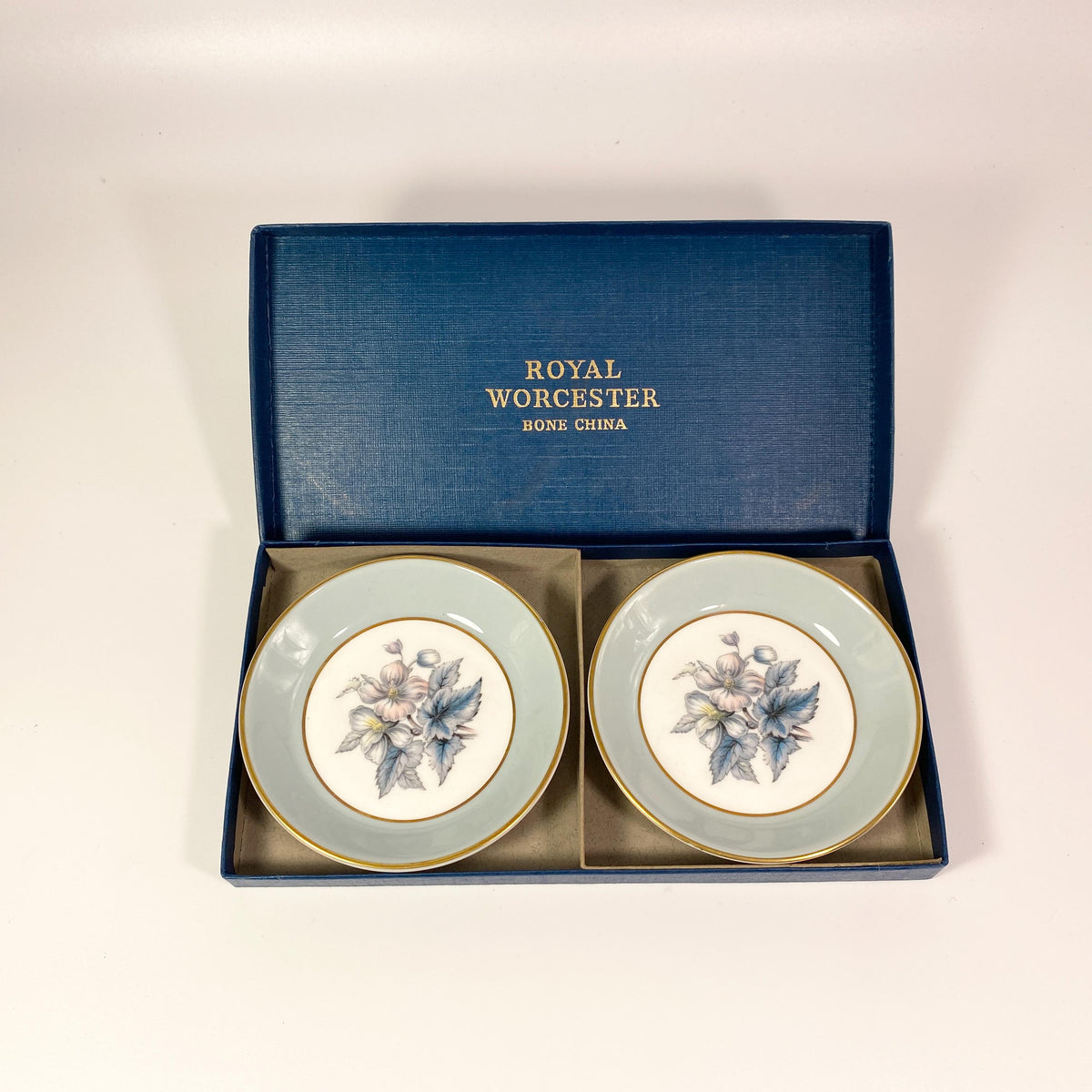 Royal Worcester Fine Bone China floral  Plate set -1950s  England With Box.