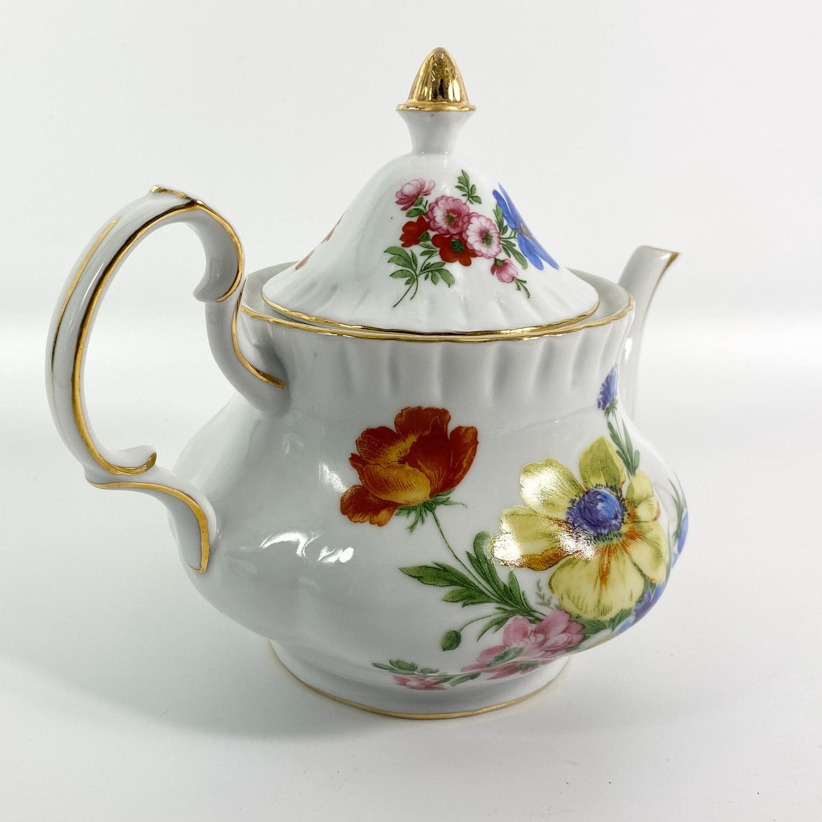 Royal Danube Porcelain Teapot Garden Flowers Gold Trim Tulip Daisy Wildflowers