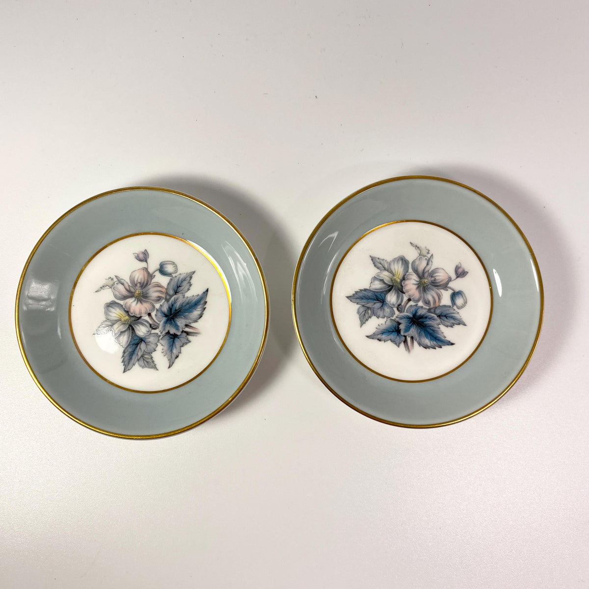 Royal Worcester Fine Bone China floral  Plate set -1950s  England With Box.