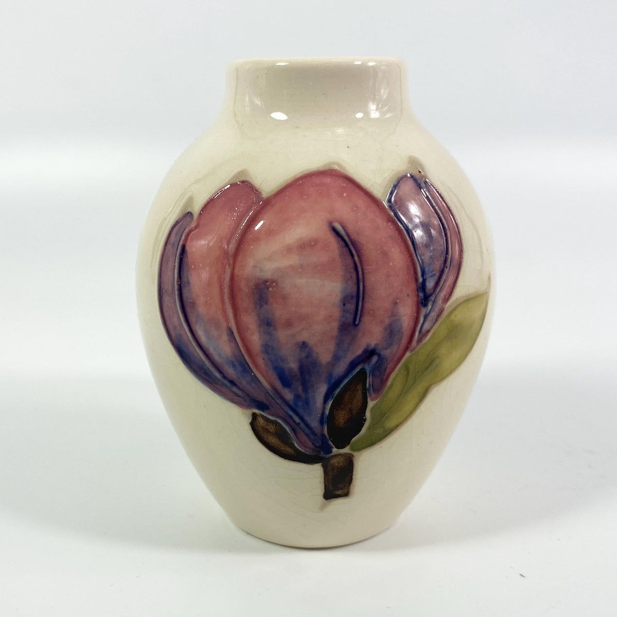 Moorcroft Vase - MAGNOLIA Flower Vase England-Extremely Rare