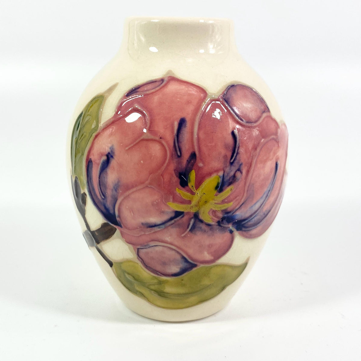 Moorcroft Vase - MAGNOLIA Flower Vase England-Extremely Rare
