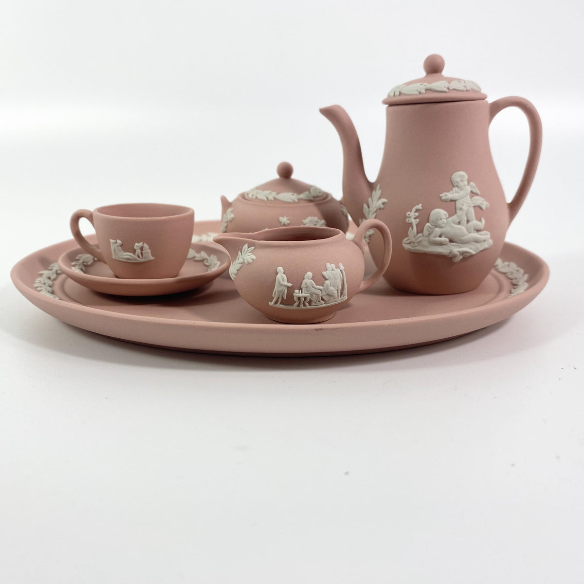 RARE! Discontinued Wedgwood mini/ miniature pink jasperware 8 piece tea set