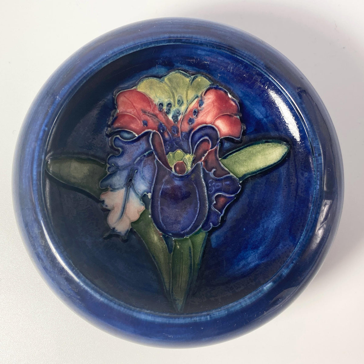 Vintage William MOORCROFT England Orchid pattern  Dish Blue Bowl. 1930's .