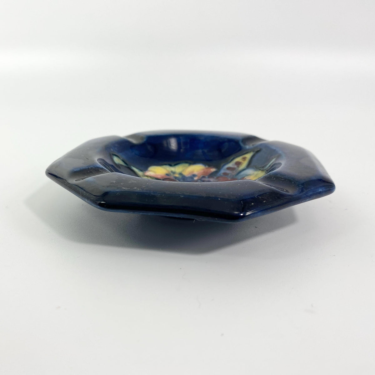 Moorcroft England Ashtray 1940s Iris Flower Octagon RARE !!
