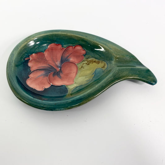William Moorcroft Art Pottery green Teardrop Hibiscus Ashtray  England