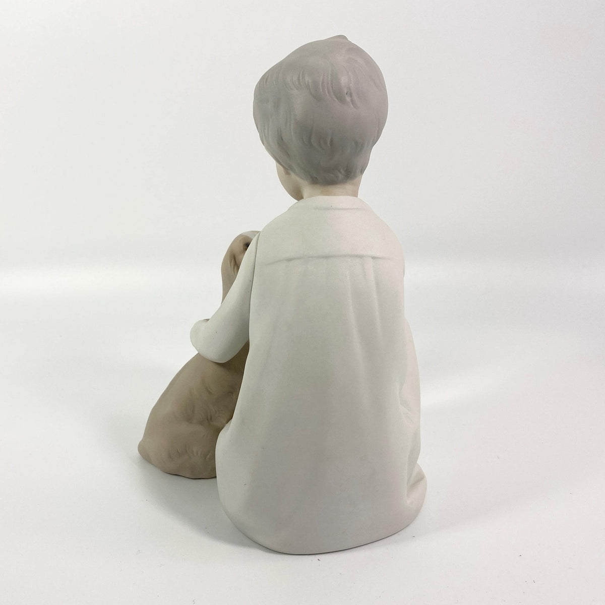 Lladro Collectible Porcelain Sculpture #4522 “Shh Quiet Puppy” matt Finish