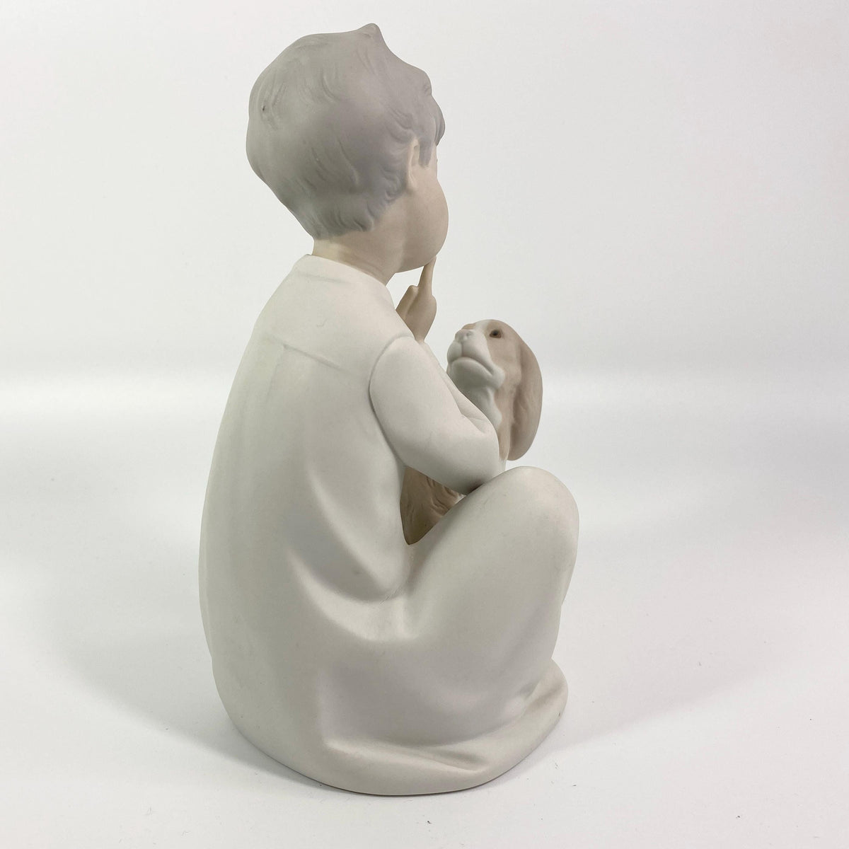 Lladro Collectible Porcelain Sculpture #4522 “Shh Quiet Puppy” matt Finish