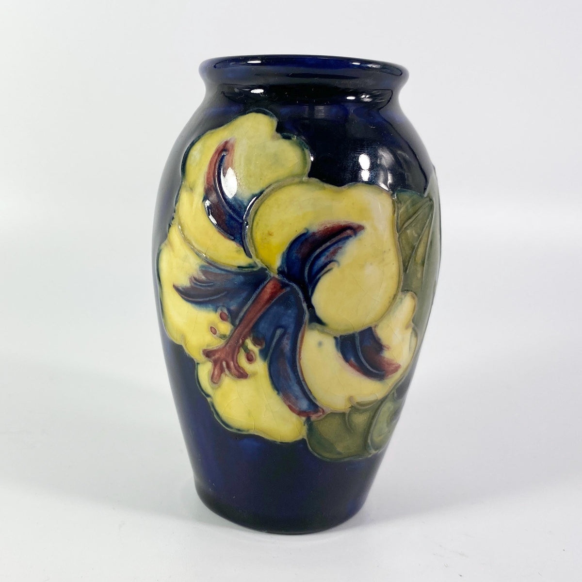 Vintage William Moorcroft Hibiscus blue vase art pottery England  RARE Find !!