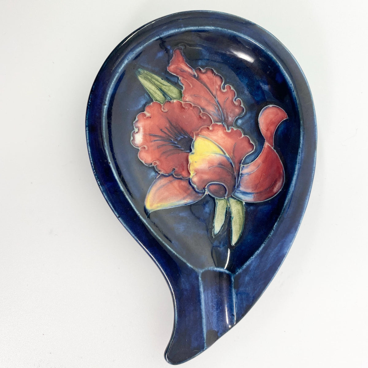 William Moorcroft Art Pottery Blue  Teardrop Ashtray  Iris Flower England