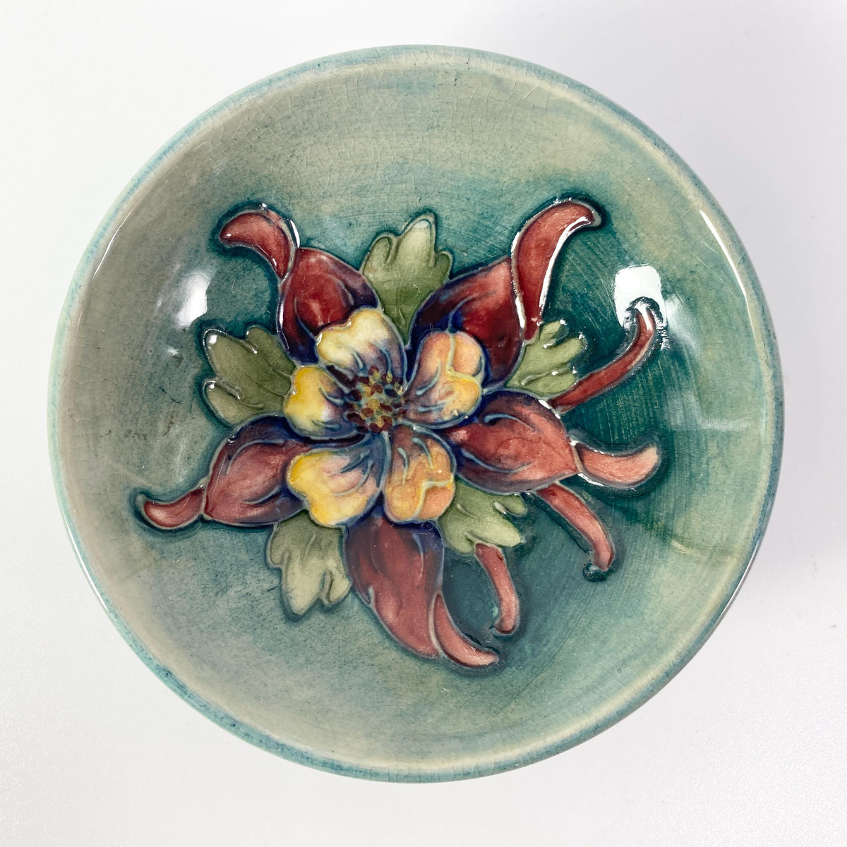 Moorcroft Red HIBISCUS on Green Footed Bowl pin Dish RARE !!