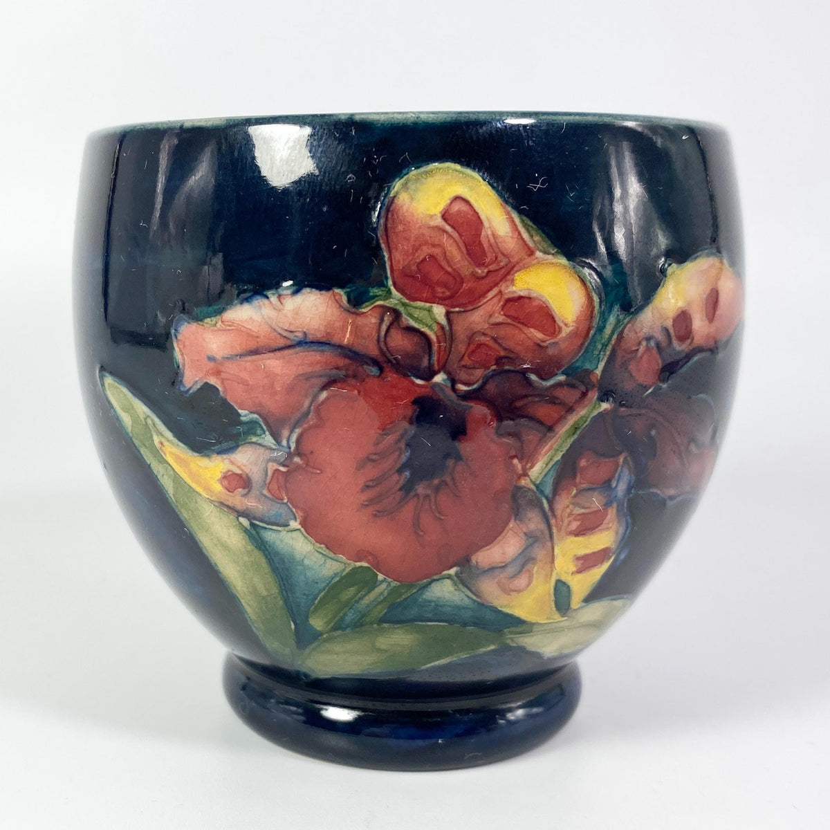 Vintage William Moorcroft Footed Iris Blue Bowl Pottery - England RARE !!