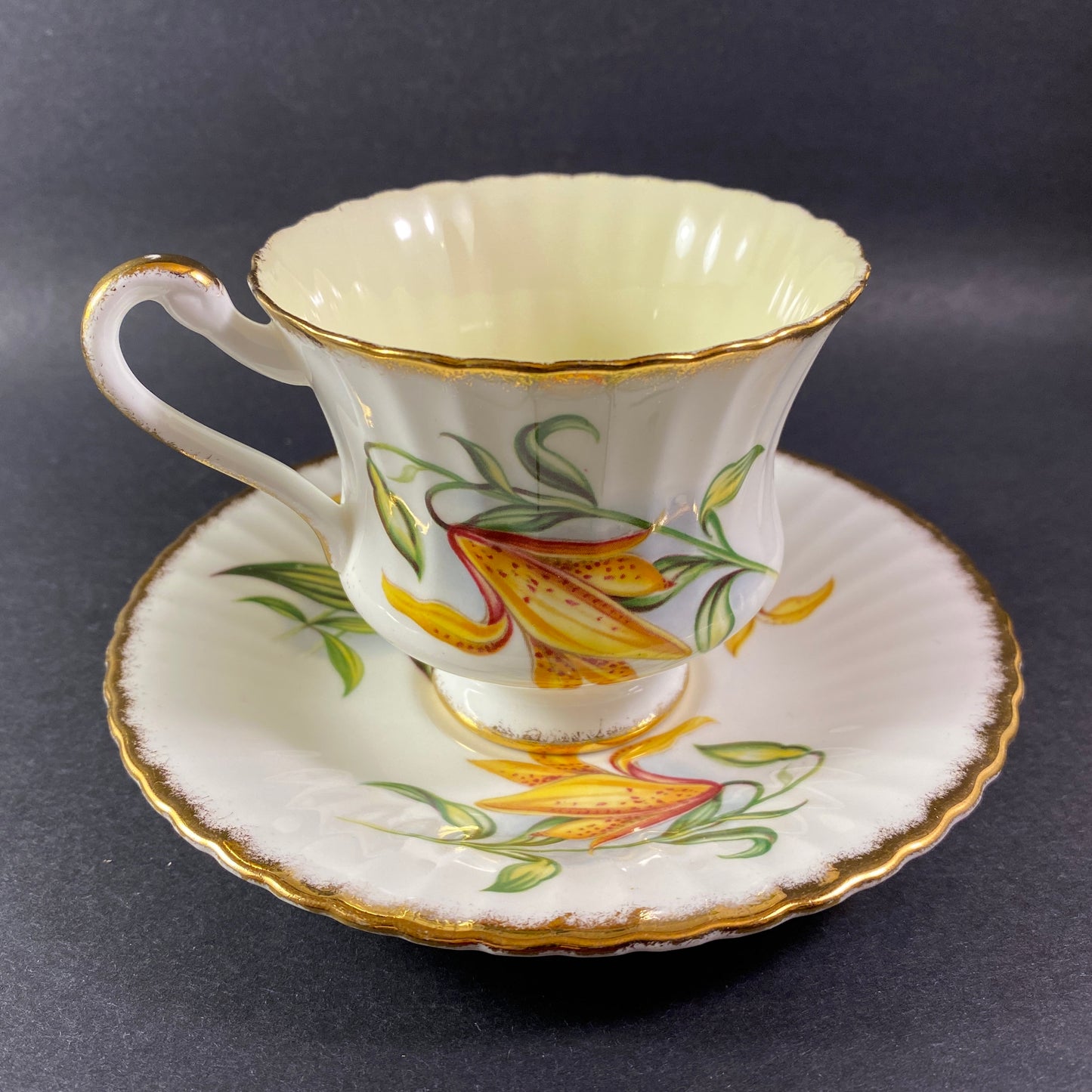 Gorgeous Vintage Paragon Tiger Lilly design Bone china teacup and saucer