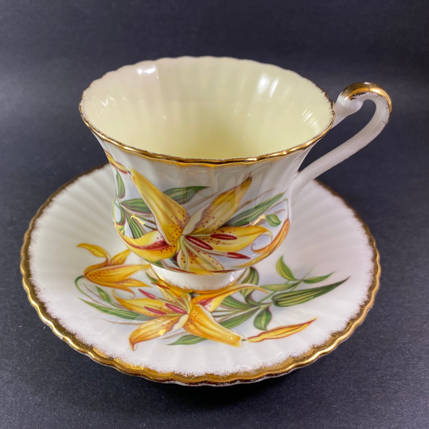 Gorgeous Vintage Paragon Tiger Lilly design Bone china teacup and saucer