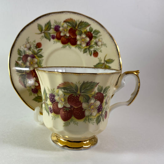 Beautiful Vintage Elizabethan Strawberry design yellow teacup and saucer